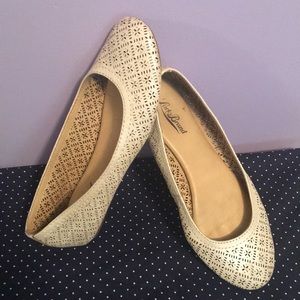 Winter white flats